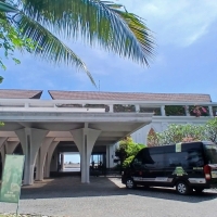 Xe Limousine 12 chỗ 